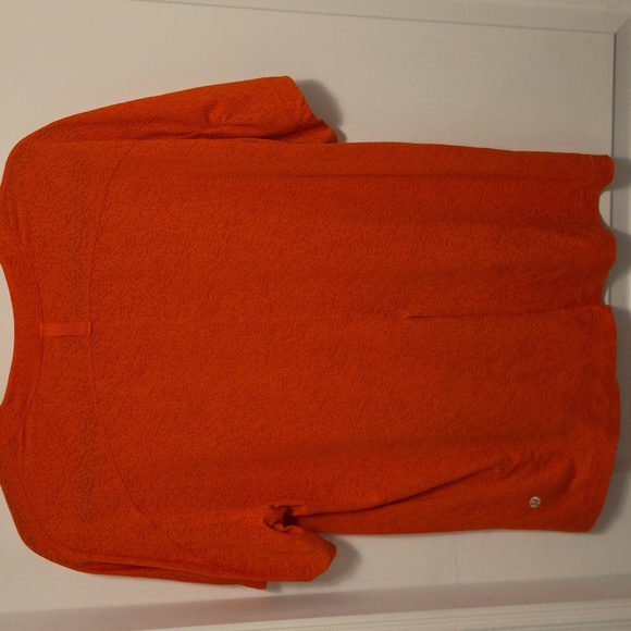 #52 Orange Lululemon Short-Sleeve Beautiful Blouse Size 12, 22" P2P - Picture 4 of 5